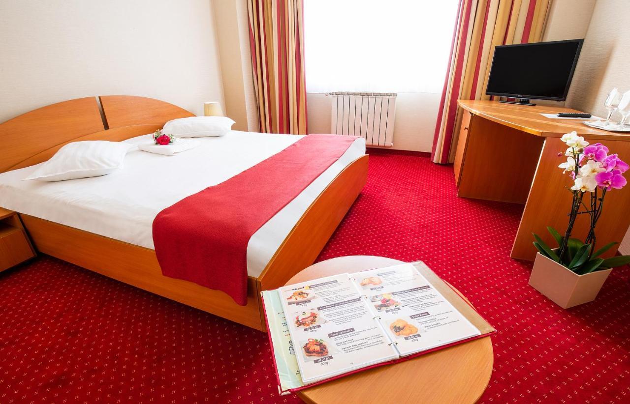 Hotel Dana Máréfalva Kültér fotó
