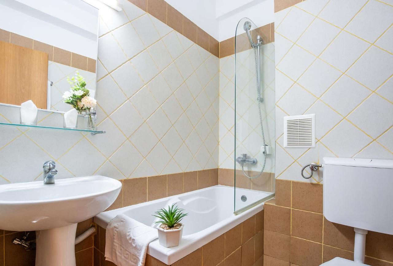 Hotel Dana Máréfalva Kültér fotó